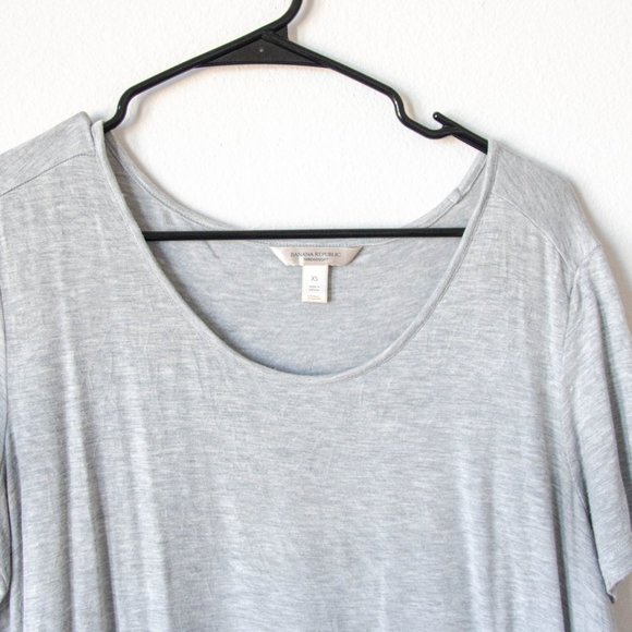 Banana Republic Threadsoft Scoop Neck Short-Sleeve Tee XS - Picture 3 of 4